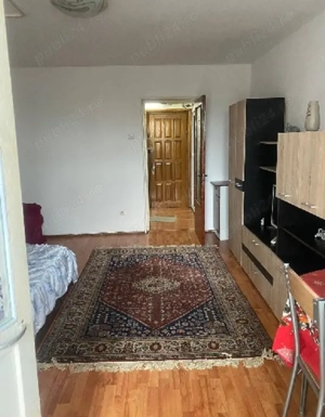 Garsoniera decomandata cu balcon zona Far - imagine 8