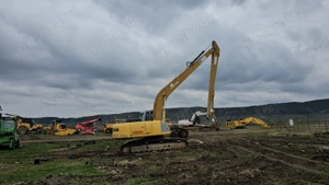 Excavator pe șenile New Holland E 265 brat de 16 m - imagine 6