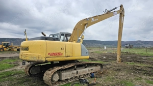 Excavator pe șenile New Holland E 265 brat de 16 m - imagine 8