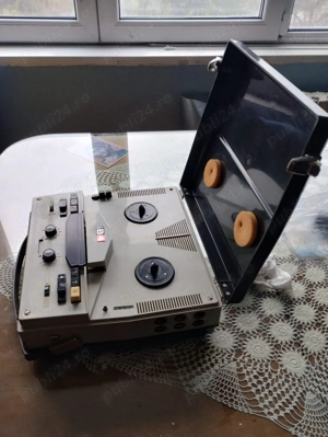 Magnetofon Testla B4 de colectie - imagine 2