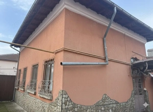 Casă de vânzare – Zonă centrală Ploiești | Potențial investițional - imagine 2