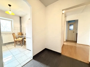 Apartament 3 camere, etaj trei, 58 mp utili - Zona Aradului