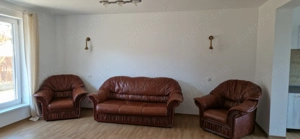 Ofer spre închiriere casa mobilata,singur in curte, ,in Sibiu. - imagine 2