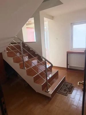 Apartament de vanzare 3 camere decomandat Et 2 zona Centrala  Rm Valcea - imagine 8