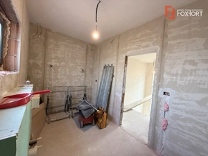 Casa individuala cu 5 camere de vanzare in Dumbravita - imagine 18