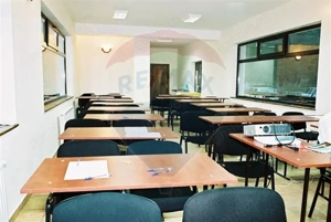 Hotel / Pensiune cu 18 camere de vânzare in Moieciu, Brasov - imagine 14