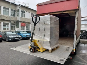 Autoutilitare 3,5 T Dotate cu Lift+Liză pentru Transport marfă Debarasări 