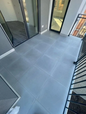 Bloc Nou. Decomandat. Etaj 1.Calea Timisorii . Asfalt. Transport in comun. - imagine 10