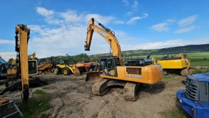 Excavator pe șenile CASE CX 370 C - imagine 2