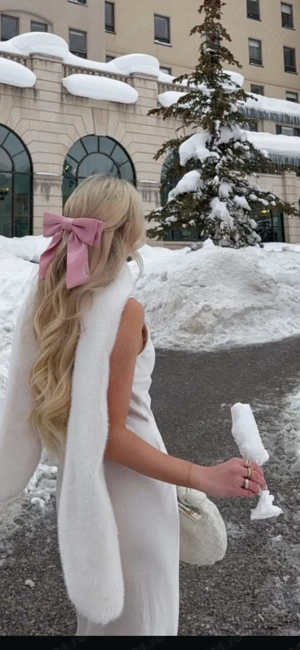 Luxury only. Caut amant cu beneficii. Dacă nu înțelegi ieși de pe anunțul meu!   - imagine 4
