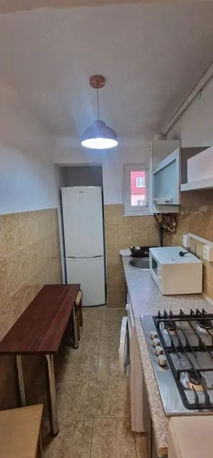 Apartament cu 2 camere de inchiriat zona Luptei - imagine 7