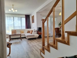 Vila tip triplex de vanzare in Șelimbar