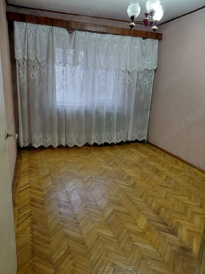 Vand apartament 3 camere decomandate Zona Hotel Traian - imagine 8