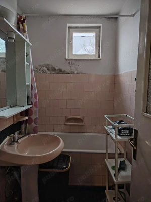 De vanzare apartament decomandat 3 camere,central,Oradea, - imagine 7
