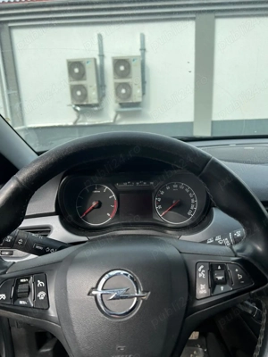Vînd opel corsa e 2017 1.2 benzină. 230.000 km, preț 6000 euro  - imagine 2