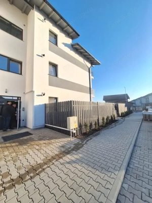 Apartament cu 2 camere etaj 1 de vanzare in Selimbar - imagine 2