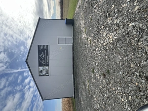 Închiriez hală 200 mp   Sălșig   curent trifazic, parcare