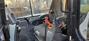 Excavator pe șenile Bobcat E 80 - imagine 3