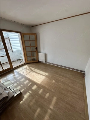 Decomandat, model mare cu 2 bai in zona Bucovina - imagine 3