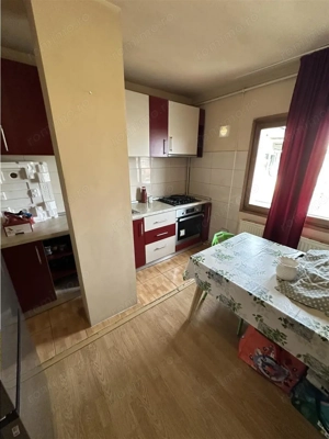 Decomandat, model mare cu 2 bai in zona Bucovina - imagine 4