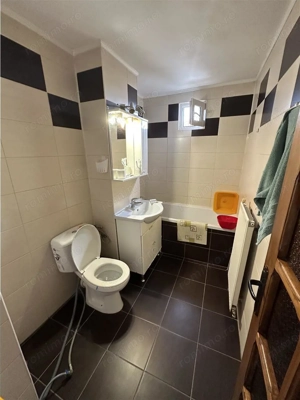 Decomandat, model mare cu 2 bai in zona Bucovina - imagine 11