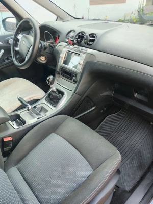 Vând Ford Galaxy 2011 - imagine 4
