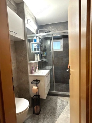 SIMION BARNUTIU - ETAJ 5 - LIFT - 4 CAMERE - 2 BAI - DEBARA - DECOMANDAT - CENTRALA PROPRIE - CLIMA - imagine 5