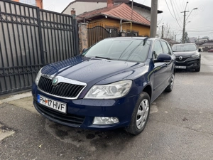 Skoda Octavia 2.0 TDI Pachet Scout - imagine 2