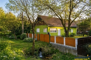Casa de locuit in Martanus cu 660mp teren roditor,  Covasna