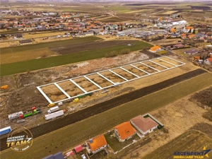 FILM! Terenuri intravilane de 680mp de vanzare, cu utilitati, Targu Secuiesc - imagine 3