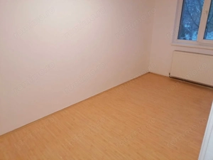 Apartament 1 camera. Bucatarie separata. Calea Buziasului. Renovat. Etaj 1. - imagine 5