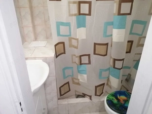 Apartament 1 camera. Bucatarie separata. Calea Buziasului. Renovat. Etaj 1. - imagine 6