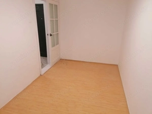 Apartament 1 camera. Bucatarie separata. Calea Buziasului. Renovat. Etaj 1. - imagine 4