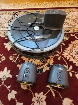 Vand aspirator iRobot Roomba