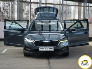 Skoda Octavia Executive 2.0 TDI DSG, Automata, distronic, senzori parcare, LED, navi, Apple CarPlay  - imagine 3