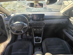 Vand Dacia Logan Prestige livrata in Noiembrie 2023 primul proprietar - imagine 8