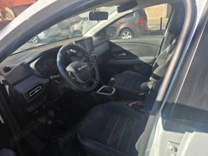 Vand Dacia Logan Prestige livrata in Noiembrie 2023 primul proprietar - imagine 7