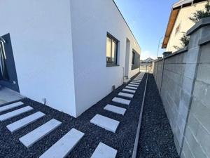 Pozitie excelenta.Strada Linistita.Toate Utilitatile!! - imagine 4