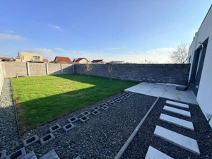 Pozitie excelenta.Strada Linistita.Toate Utilitatile!!