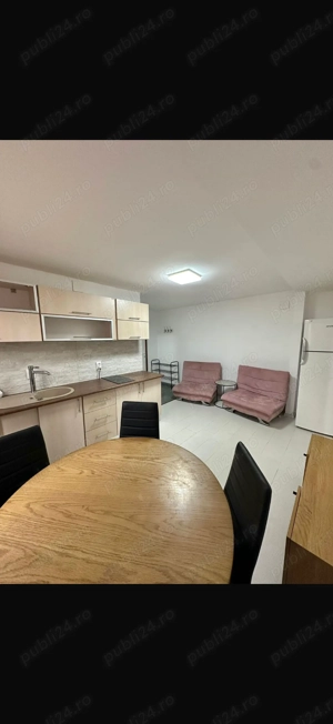 Inchiriez apartament la casa - imagine 2