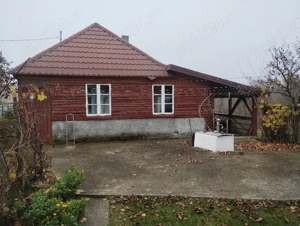 Vând casă bătrânească renovată parțial, terasa,zonă superbă lângă Bacău,sat Bălțata, comuna Sărata  - imagine 3