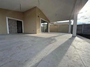 Casa individuala.Garaj.Compartimentata excelent.La Padure - imagine 9