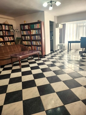 Apartament de 3 camere, 90mp, vedere urbană - imagine 3