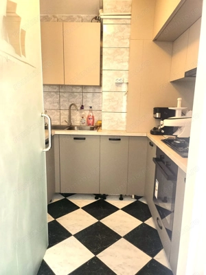 Apartament de 3 camere, 90mp, vedere urbană - imagine 6