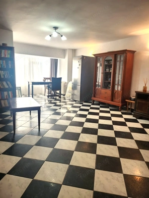 Apartament de 3 camere, 90mp, vedere urbană - imagine 18