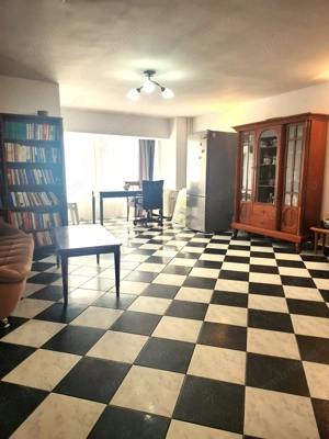 Apartament de 3 camere, 90mp, vedere urbană - imagine 17