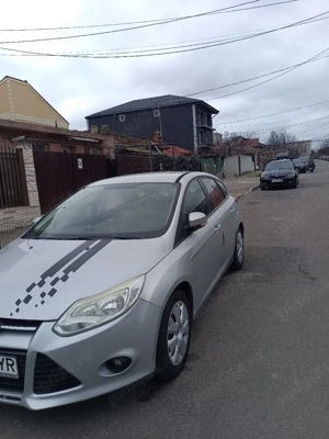Ford focus benzina 2013 revizii 8000 km - imagine 4