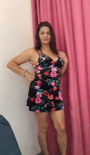 Buna sunt o domna matura lucrez fara graba