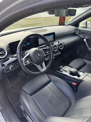 Mercedes A200 (2020) MBUX Full - imagine 4