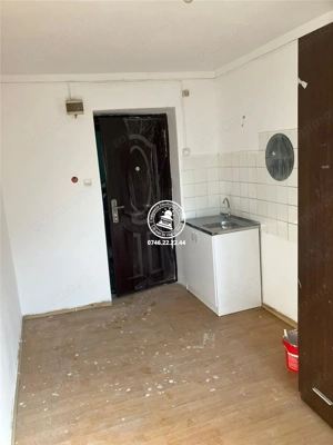 Camera de vanzare, etaj 3